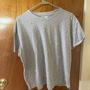 Maurice’s Edgely Gray T-shirt with Pearls
